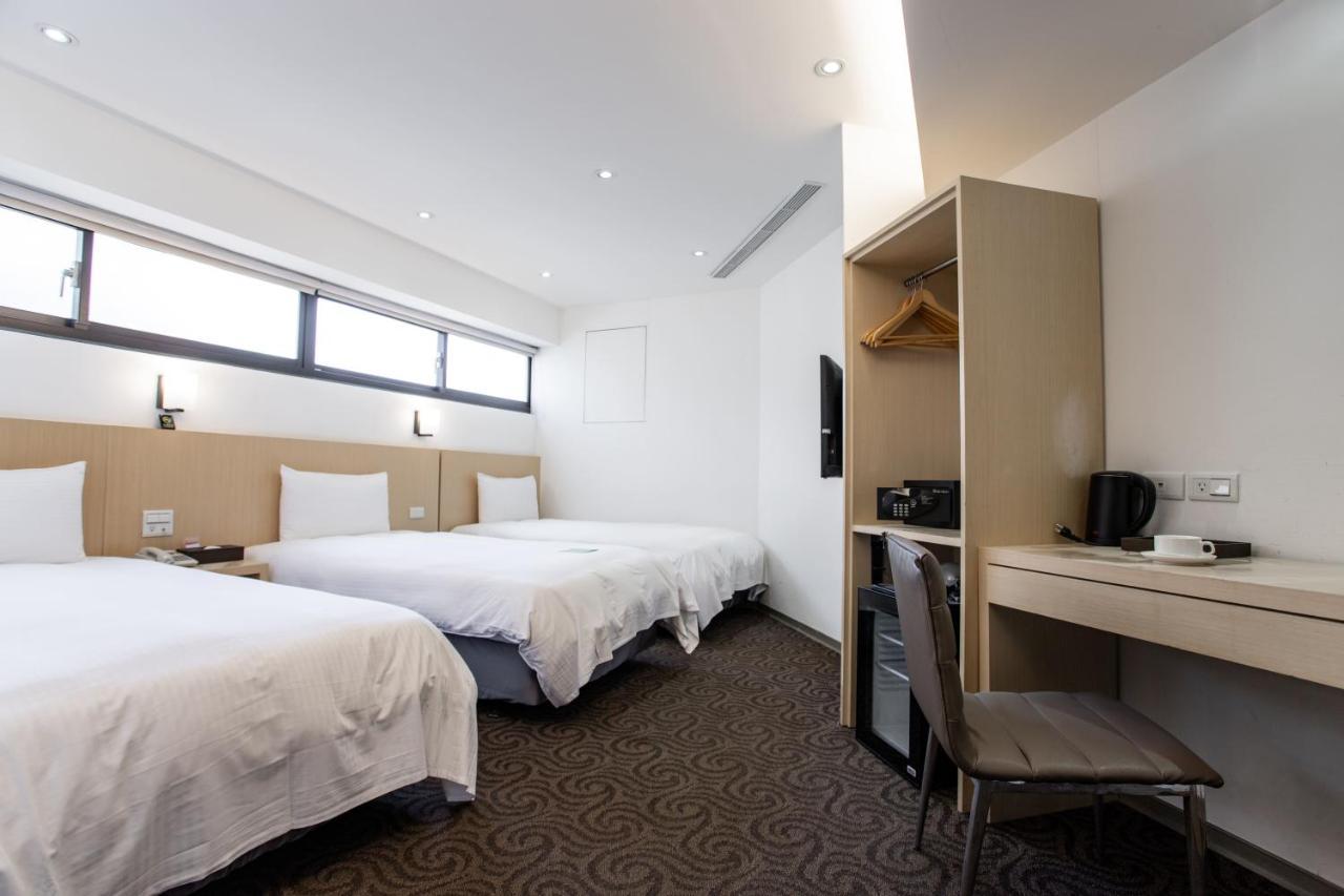 Hub Hotel - Songshan Airport Branch Тайбей Екстер'єр фото